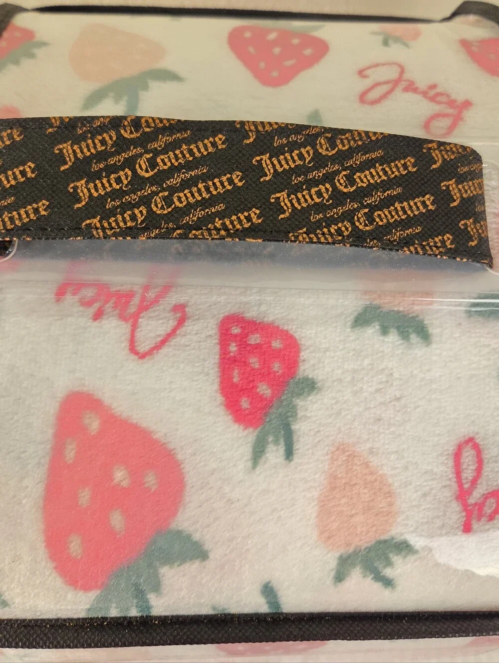 JUICY COUTURE Super Soft Ultra Plush QUEEN Sheet Set Pink Strawberry